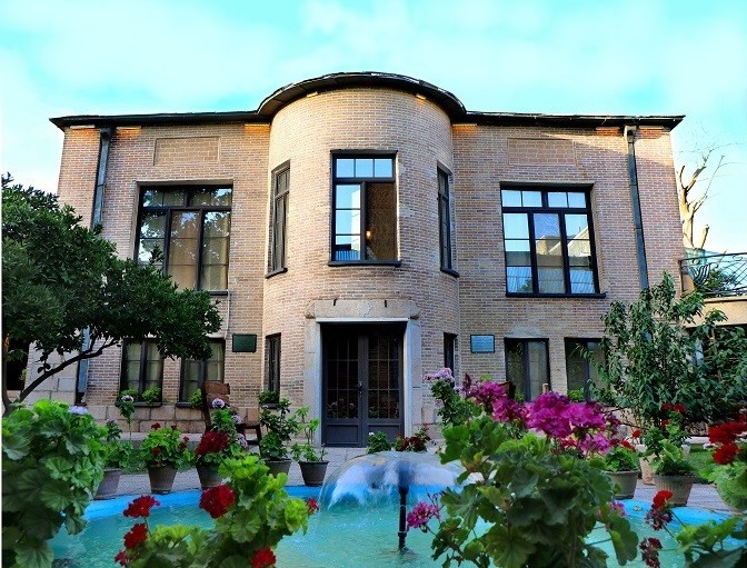 نمای ظاهری اکولوژ خانه باغ ایرانی 